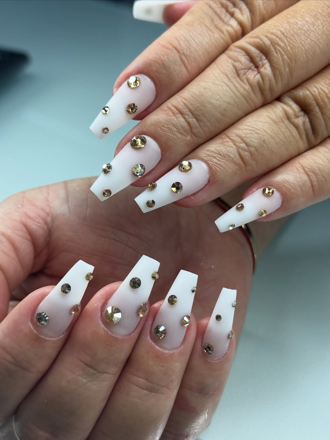 White coffin nails with gold rhinestones — BeautyFusionClau